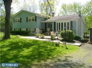 4353 E Campbell Rd, Pennsburg, PA 18073