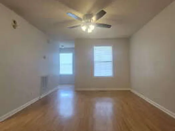 829 Decoy Ct, Oak Grove, KY 42262