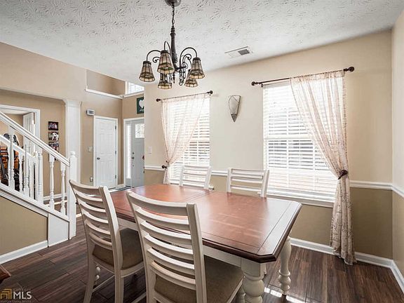 5th image of 261 Cobblestone Ln