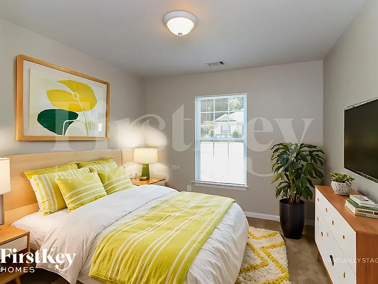 8409 Military Way — Photo 15