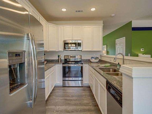 4th image of 14429 Targert Ln
