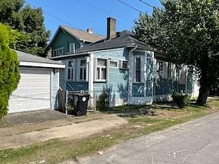 2nd image of 2702 Dublin St