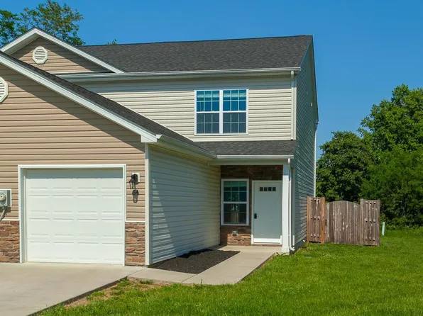 54 Beaulah Ct, Bunker Hill, WV 25413