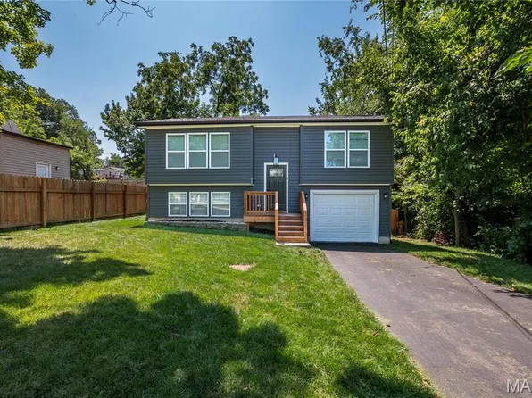 92 W 3rd St, Pevely, MO 63070