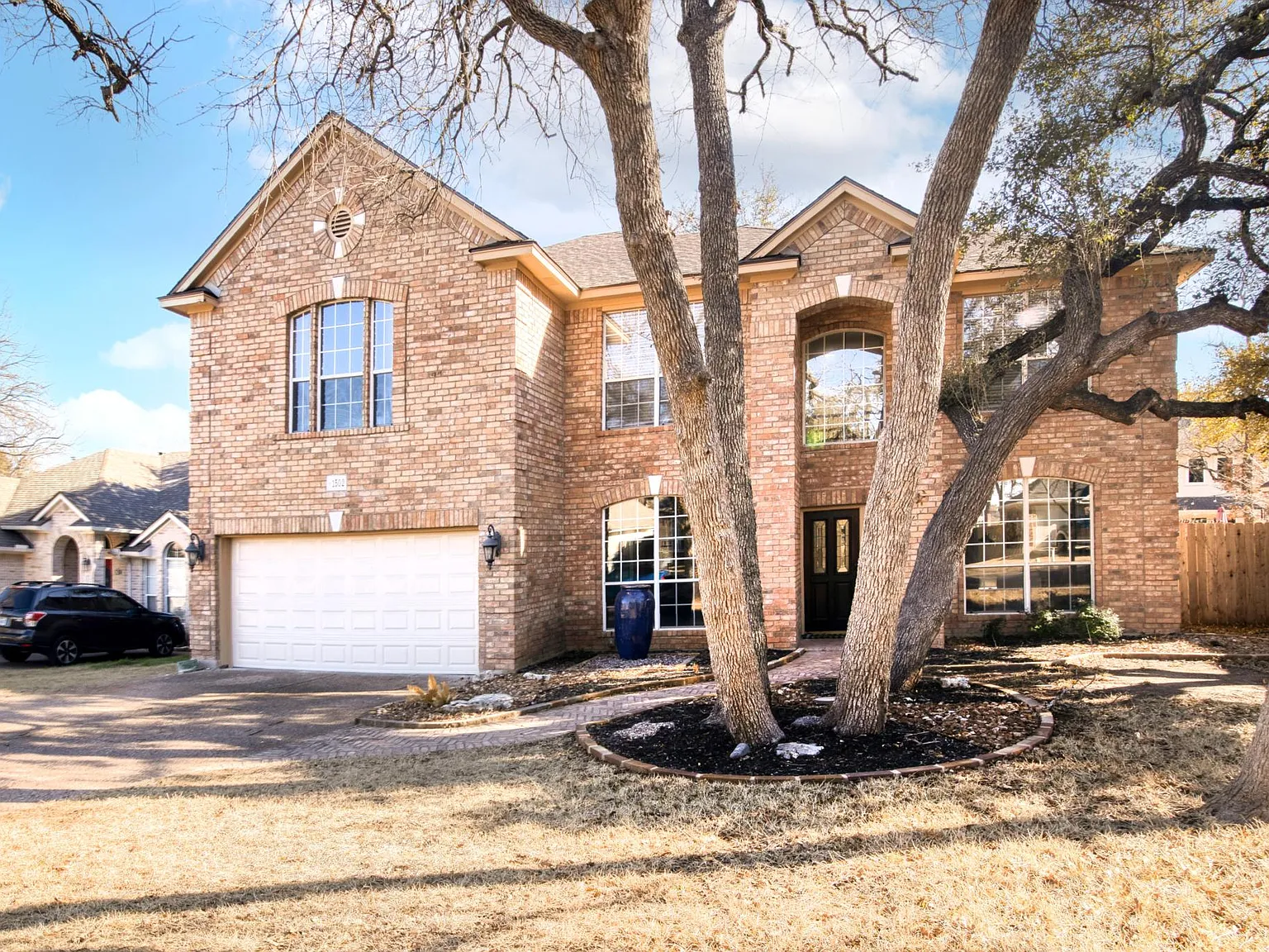 5 bed, 3111 sqft, $6,500 — Photo 2
