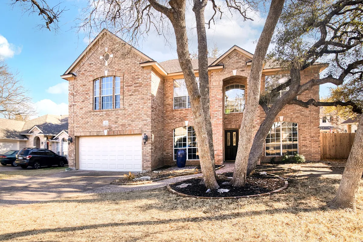 Building Photo - 1502 Foster Dr