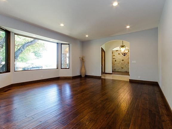 4th image of 27390 Deer Springs Way