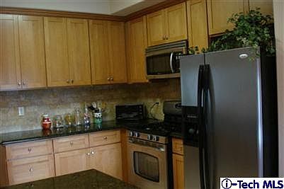 2nd image of 2307 Miravista Ave #101
