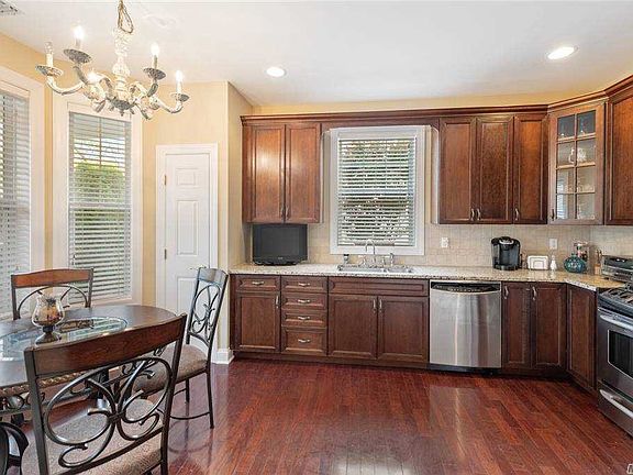 3rd image of 33 Concerto Ct