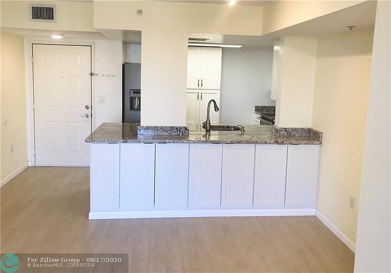 1st image of 520 SE 5th Ave APT 1601