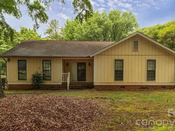 1141 Cameo Ct, Charlotte, NC 28270