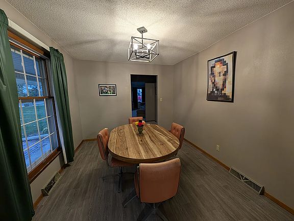 5th image of 7317 Selzer Rd