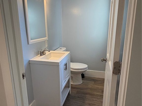 5th image of 223 Hamilton St #227