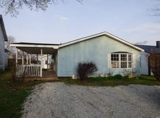 1140 Hawthorne Ave, Frankfort, IN 46041