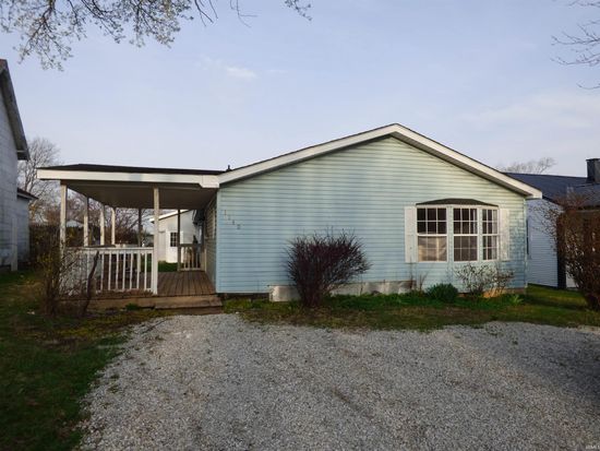 1140 Hawthorne Ave, Frankfort, IN 46041