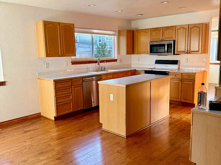 3855 Buckthorn Dr — Photo 7