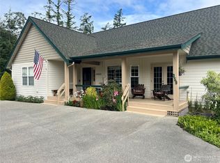 359 Russell Rd, Camano Island, WA 98282