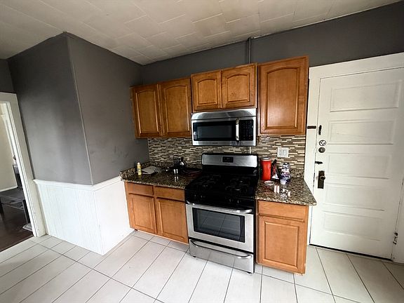 5th image of 12 Charles E Ryan Rd