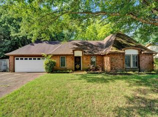 6999 Hearthside Cv, Memphis, TN 38119