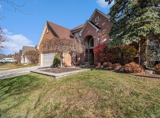 25731 Abbey Dr, Novi, MI 48374