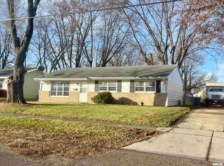 85 Adloff Ln, Springfield, IL 62703