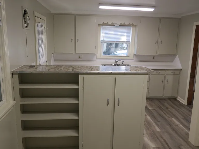 293 Tenney Ave — Photo 15