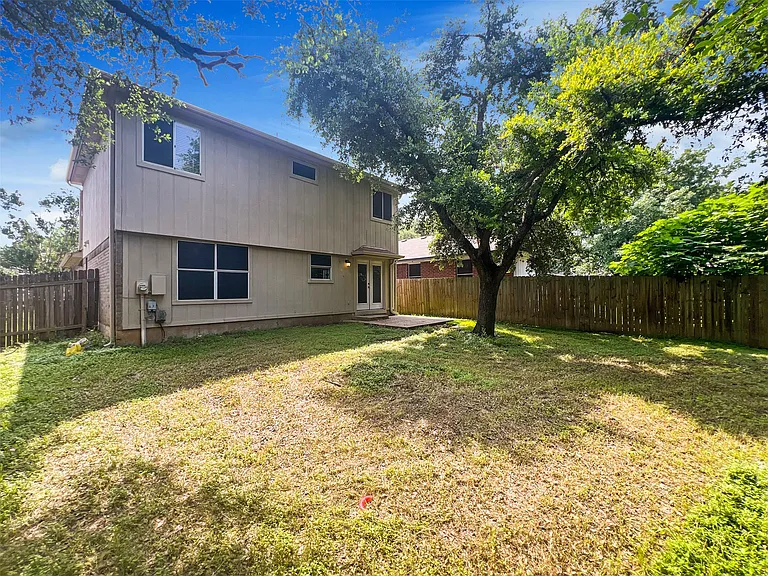 7521 Peabody Dr — Photo 31