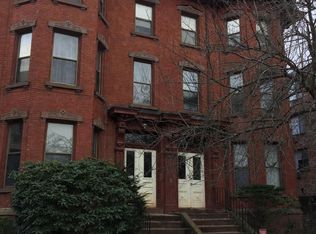 54 Willard St #B, Hartford, CT 06105