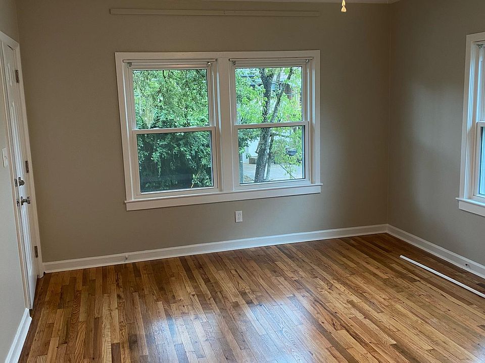 1st image of 611 E Park Ave APT 1