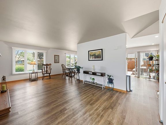 4th image of 3835 W 121st Pl
