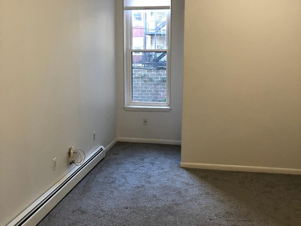 Living Room cable ready