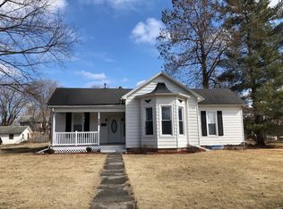 222 N 2nd St, Vandalia, IL 62471
