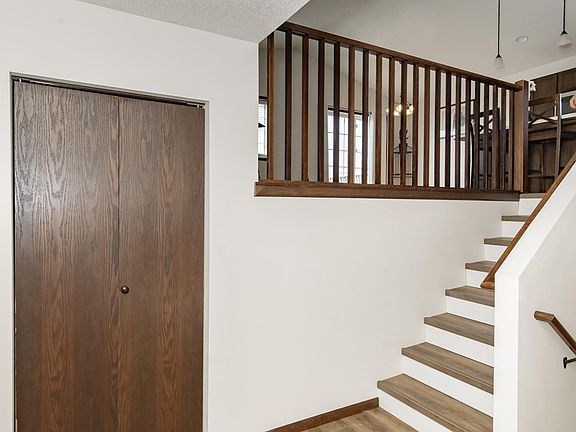 4th image of 613 5th St E