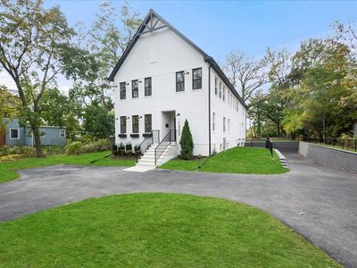 1302 Waukegan Rd, Northbrook, IL, 60062