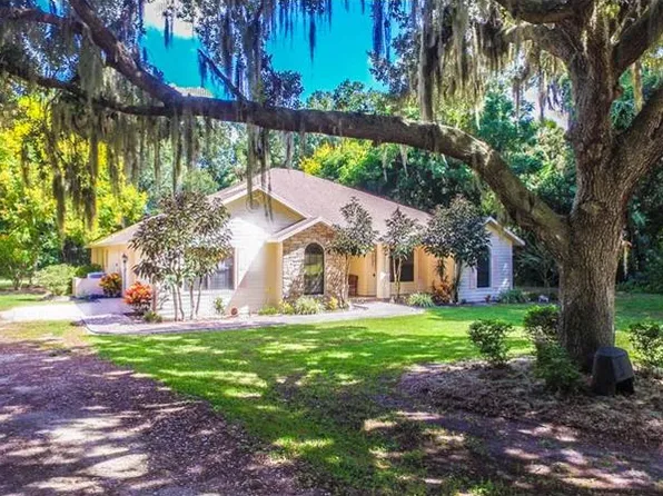 7415 36th Ave E, Palmetto, FL 34221