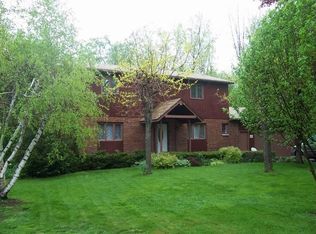 1060 Hrezent View Ln, Webster, NY 14580