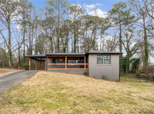 2749 Lincoln Ct NW, Atlanta, GA 30318