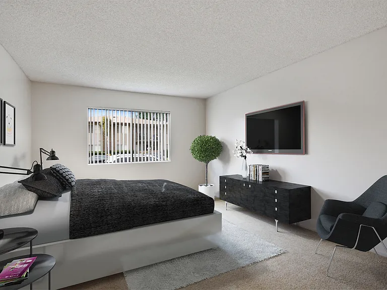 Pines Apartments — Photo 34