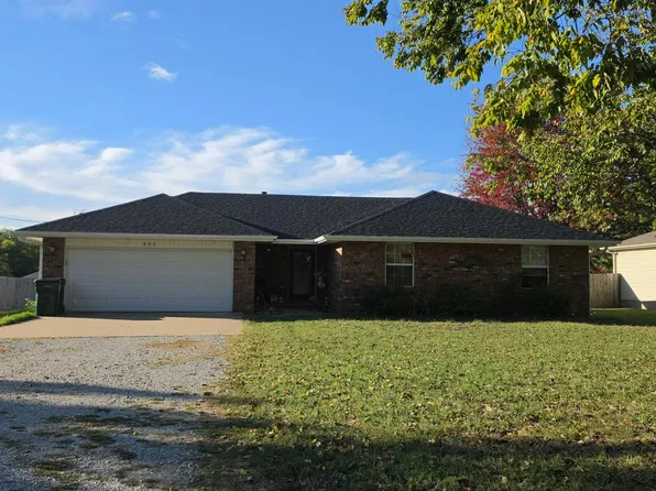 506 W Hines St, Republic, MO 65738