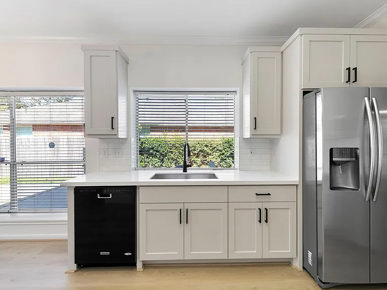 1414 Bluestone Dr — Photo 21