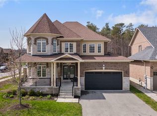 2 Travers Gate, Springwater, ON L9X0S5