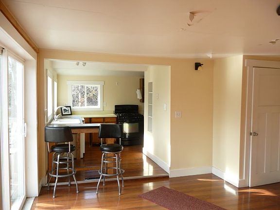3rd image of 8919 Hawks Dr