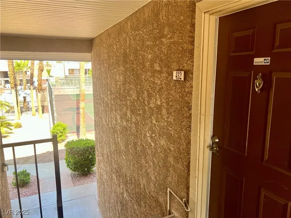 5020 Indian River Dr Unit 432, Las Vegas, NV 89103
