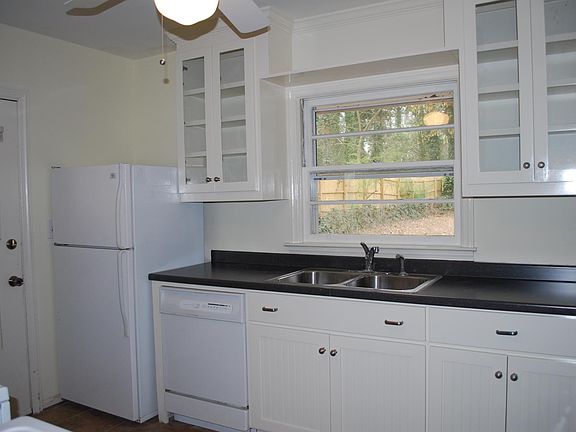 2nd image of 2594 Stoland Dr