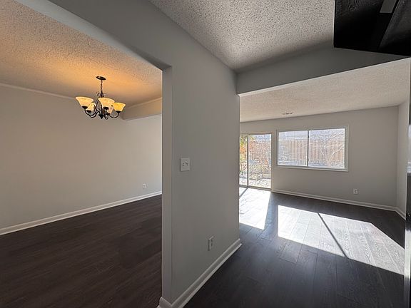 4th image of 220 Elizabeth St APT E8