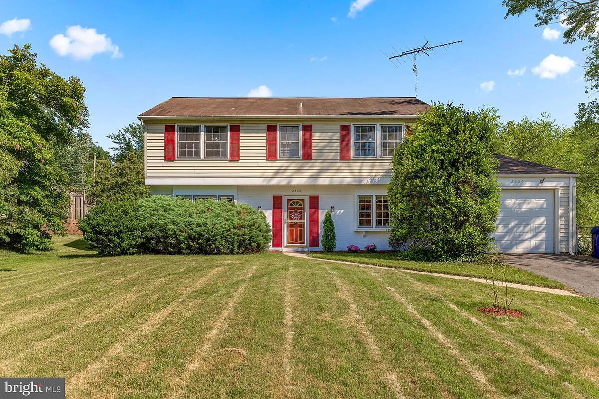 2503 Korvale Ln photo 1