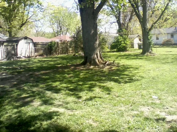 4701 Pollack Ave, Evansville, IN 47714