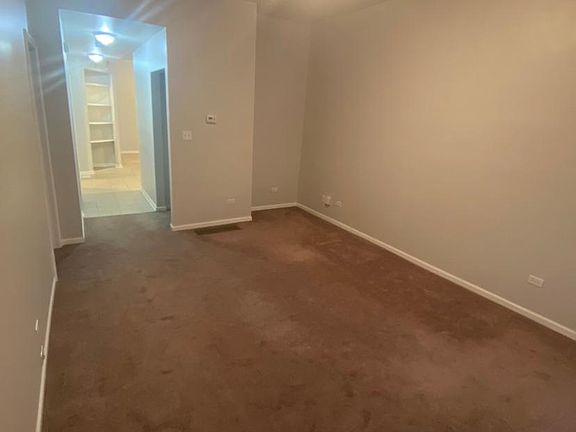 2nd image of 2457 W Moffat St #1