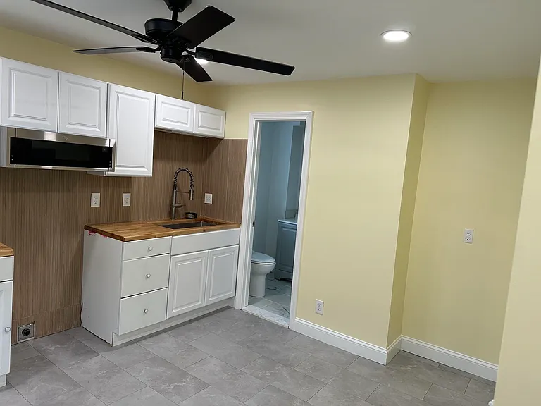 9 Elm St #A — Photo 2