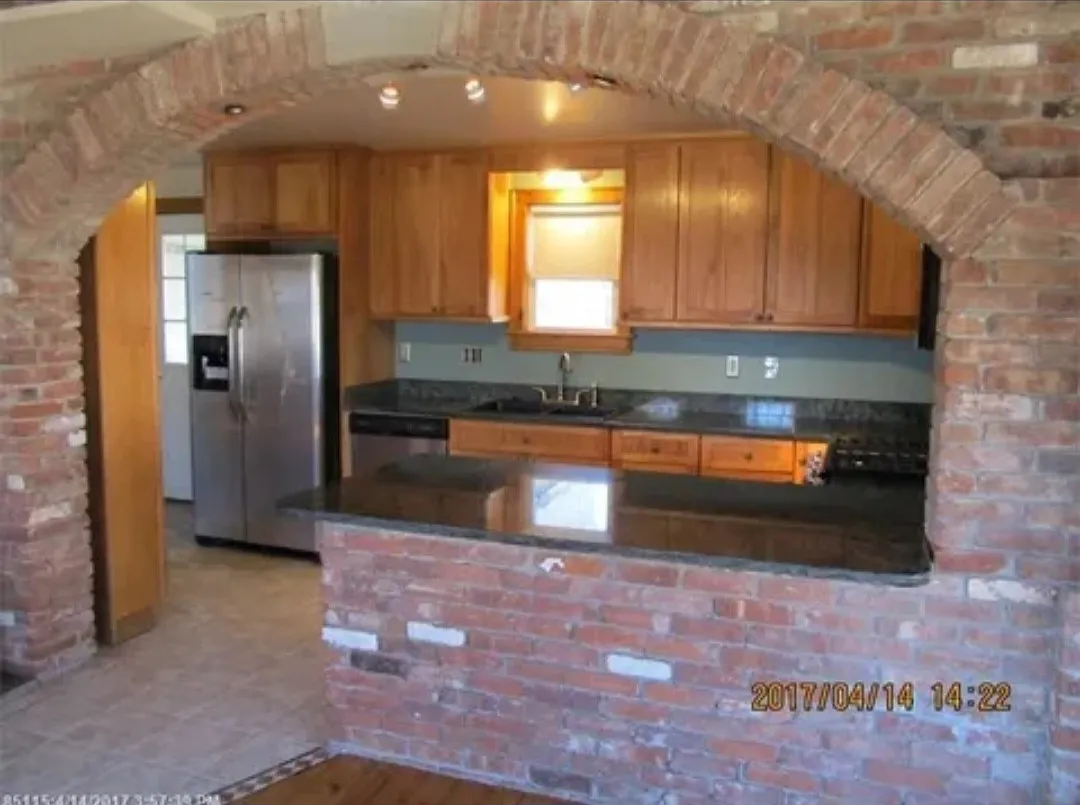 3 bed, 1720 sqft, $2,250 — Photo 2